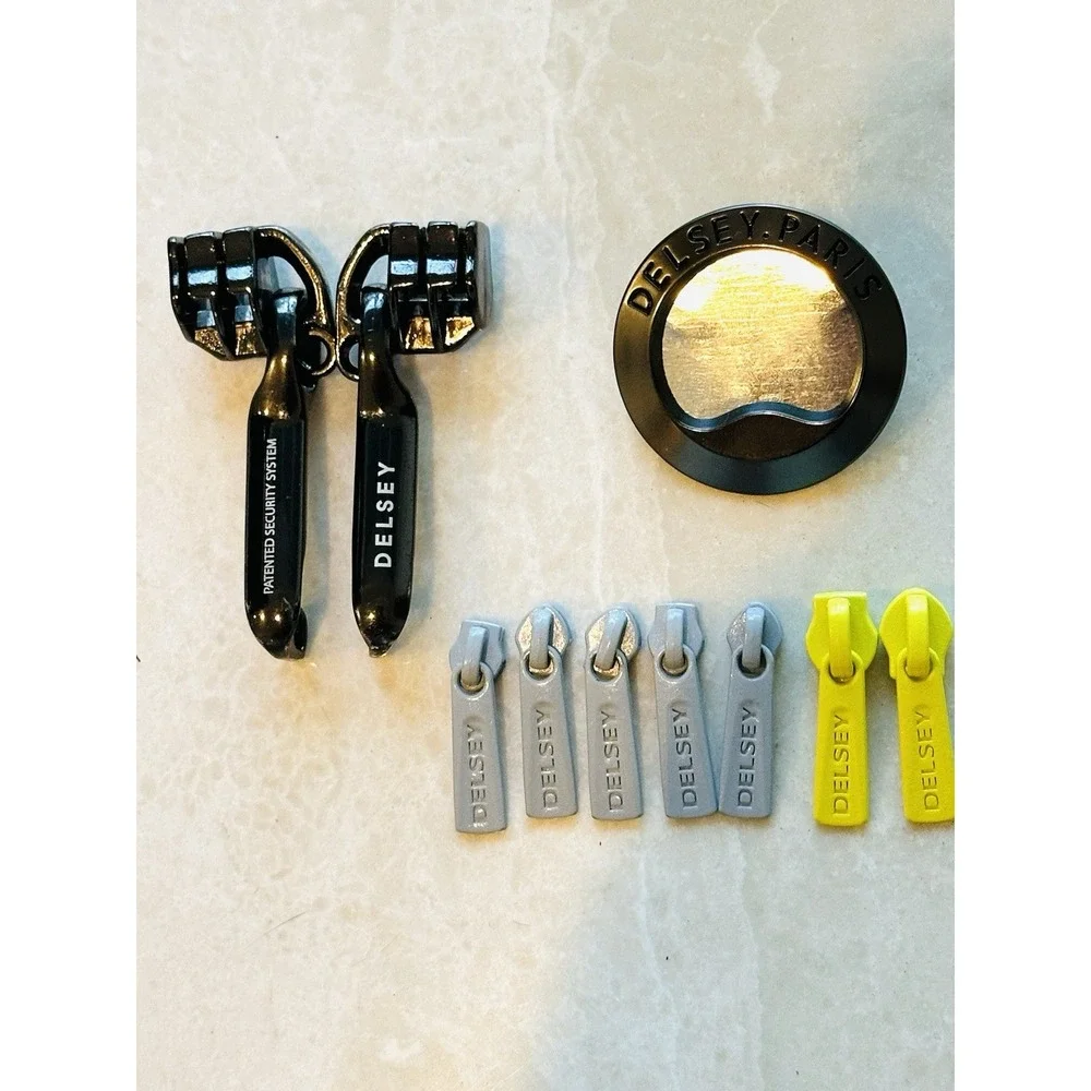 OEM Parts from DELSEY PARIS TRUNK 29